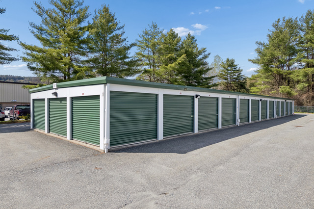 296 olcott drive-9